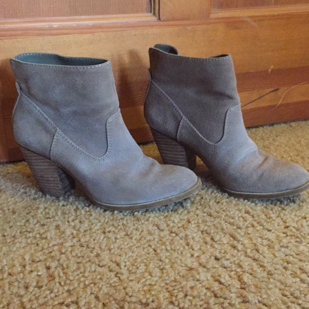 Nine West Cute Tan Suede Short Boots Wood Heel 6M